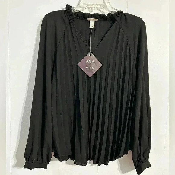 AVA &VIV size X black blouse.NWT accordion style. Long sleeve. V cut‎ neck. - Picture 1 of 8